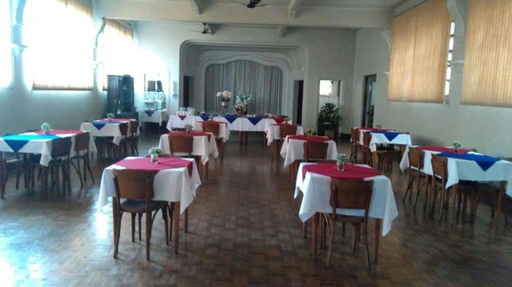 Aurora Hotel ريبيراو بريتو المظهر الخارجي الصورة